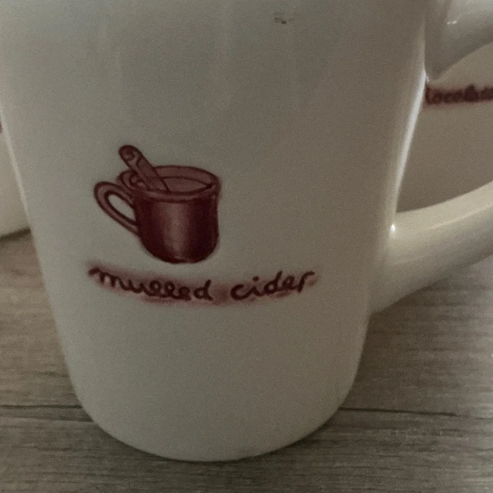 Williams Sonoma Cream Mug set of 6.